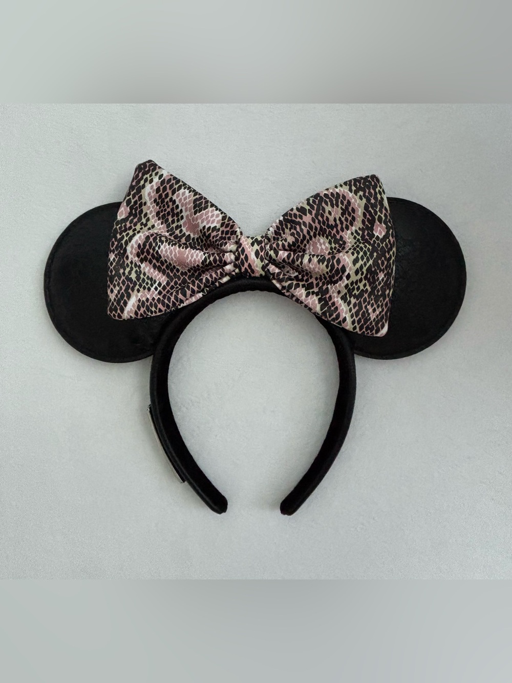 Disney Loungefly Wild About Disney Animal Print Bow Minnie Mouse Ear Headband